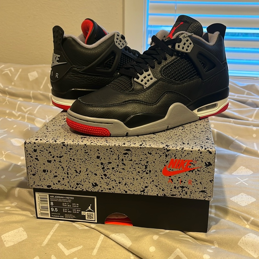 Jordan 4 Bred reimagined size 8 DS